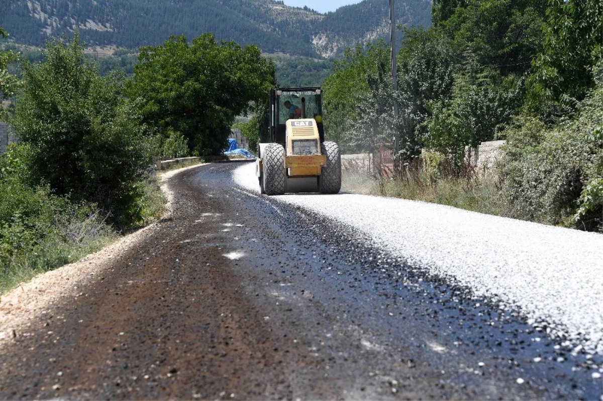 Arslanköy yolu asfaltlandı