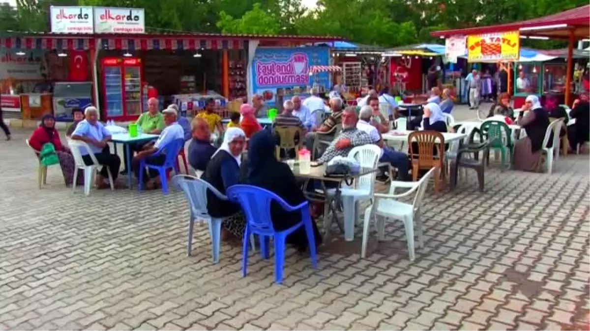 Ekinözü içmelerinde yoğunluk