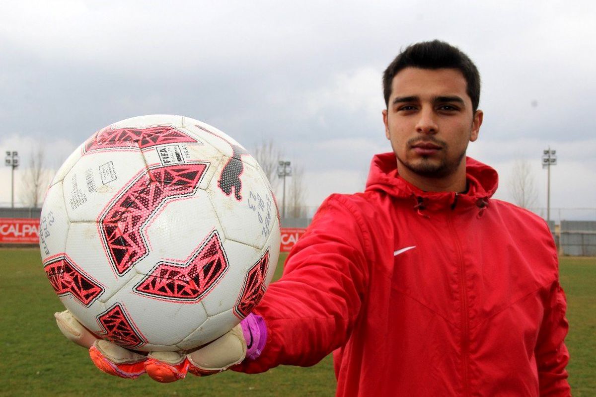 Elazığ Belediyespor eski kalecisini aldı
