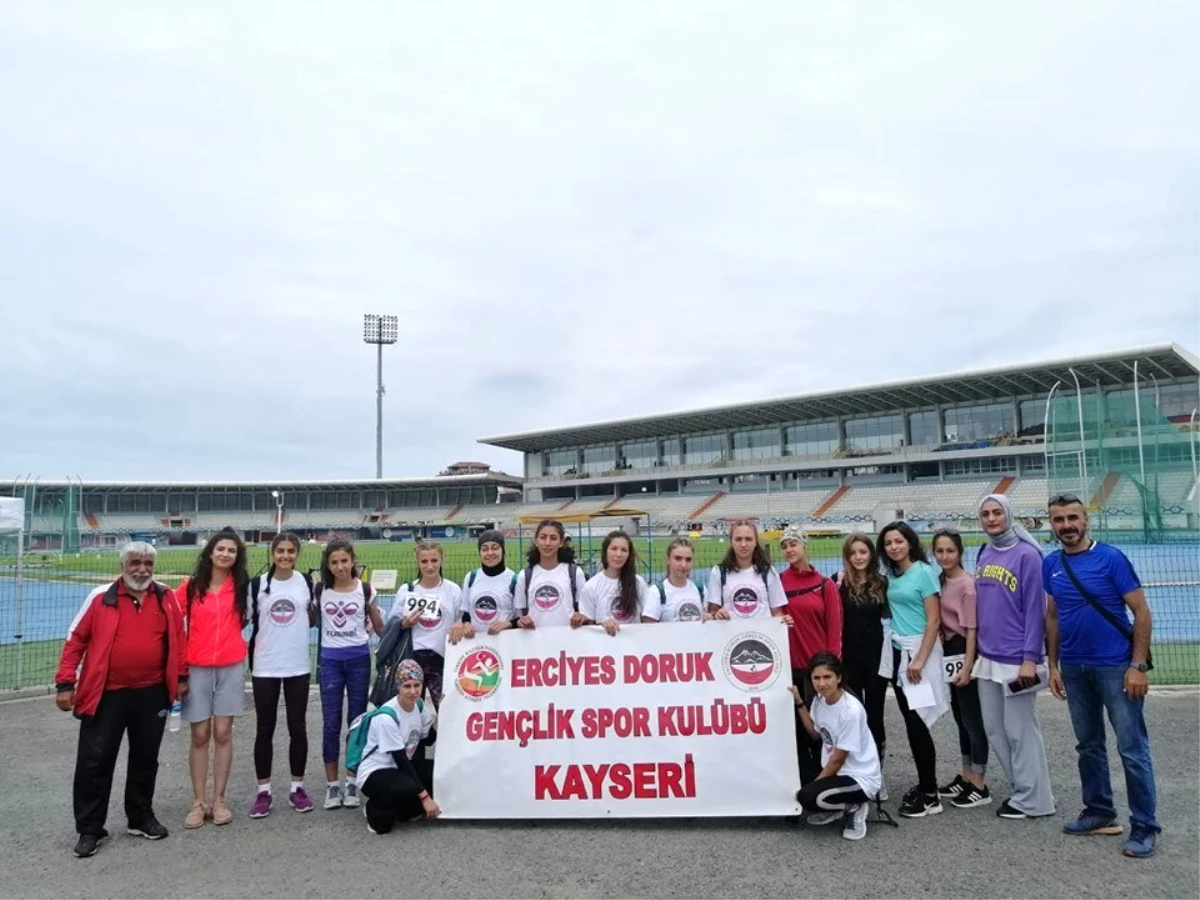 Erciyes doruk Gençlik Spor Kulübü Atletizm Takımı 1. Lig\'de