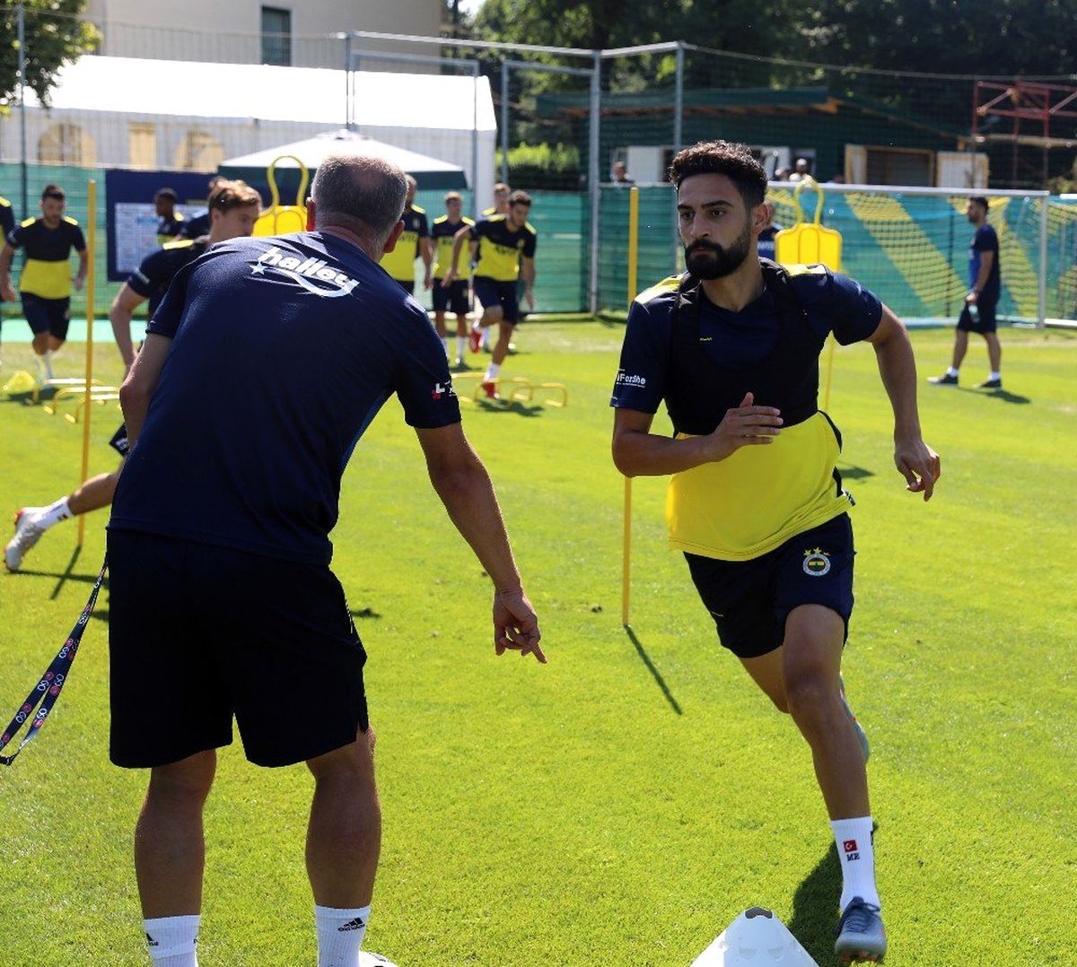 Fenerbahçe, günün ilk çalışmasını tamamladı