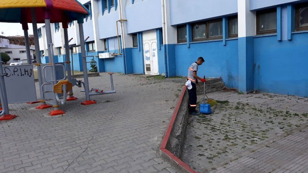 Gebze\'de temizlik işleri ekipleri her yerde