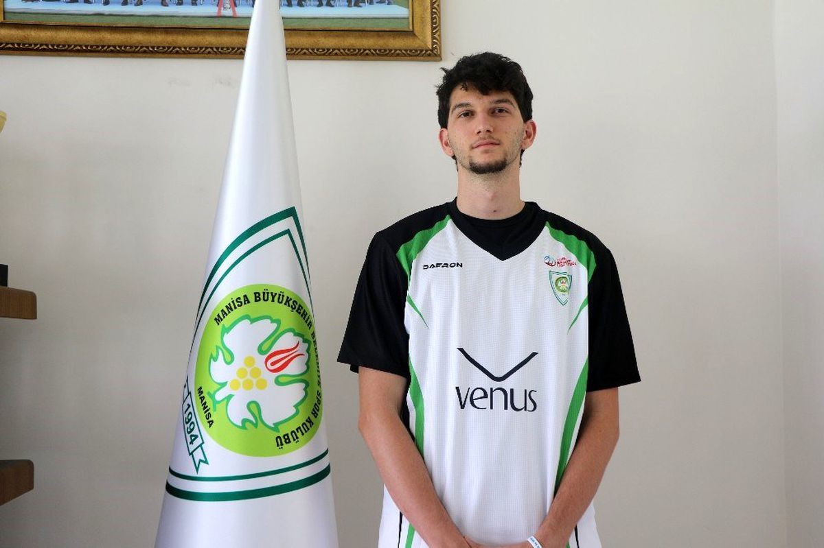 Genç Yetenek Anıl Kubaliç Manisa BBSK\'da