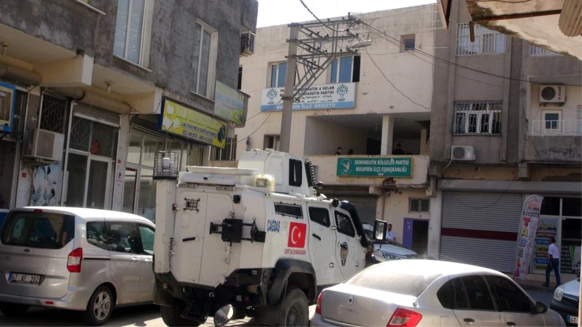 HDP ve DBP binaları ile yöneticilerin evlerinde arama yapıldı