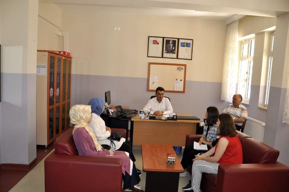 İlçe Milli Eğitim Müdürü Gümüş\'ten Tercih Danışmanları Komisyonlarına ziyâret