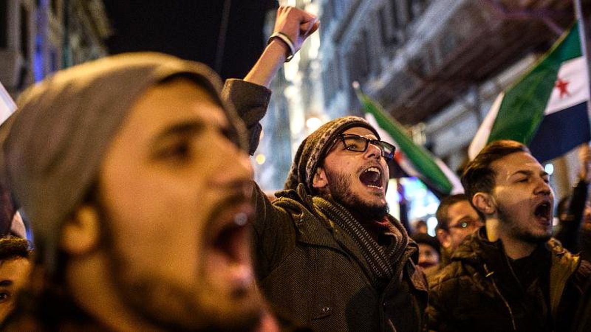 İstanbul\'da Suriyeli mülteci krizi: Protestolar başlarken, sorunun çözüm yolu nedir?