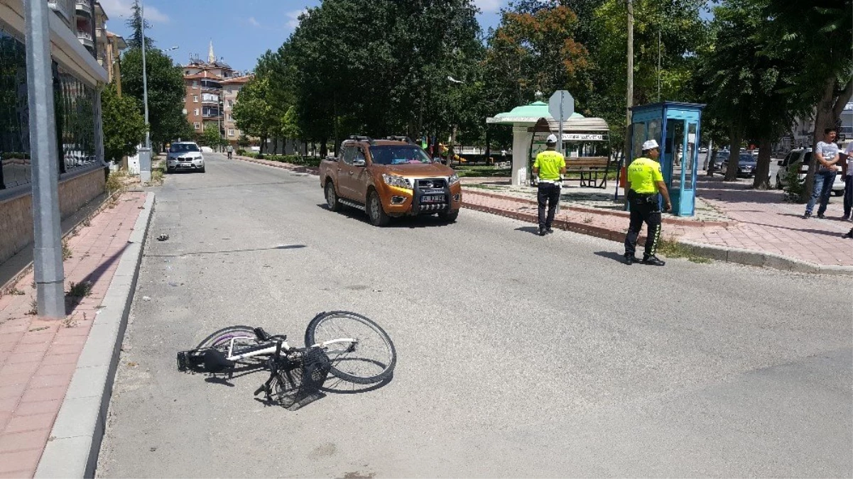 Kamyonetin çarptığı bisikletli kız çocuk yaralandı