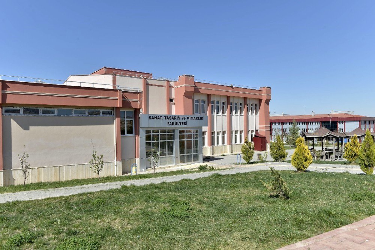 KMÜ resim bölümü ilk öğrencilerini alacak