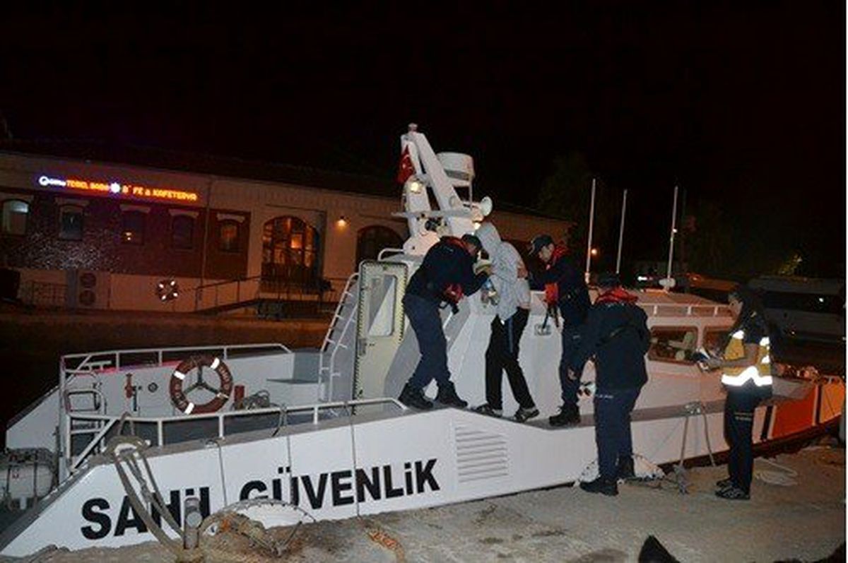Sahil güvenlik Bozcaada\'da can kurtardı
