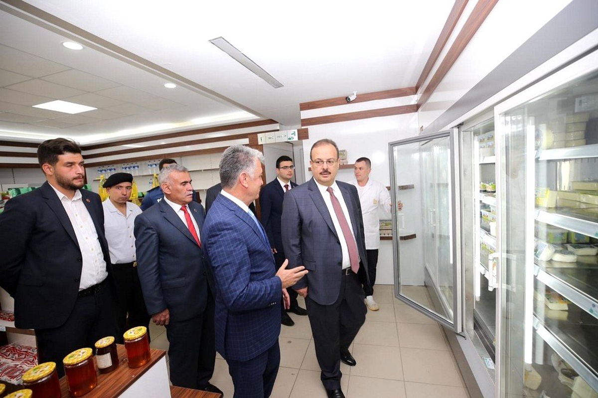 Vali Canbolat \'BESAŞ Süt Dünyası\'nda