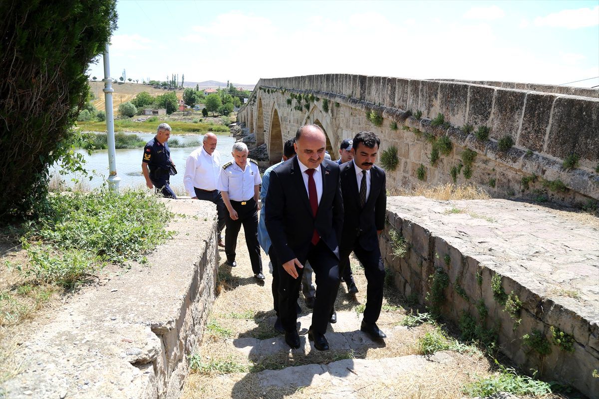 Vali Günaydın\'dan ziyaretler
