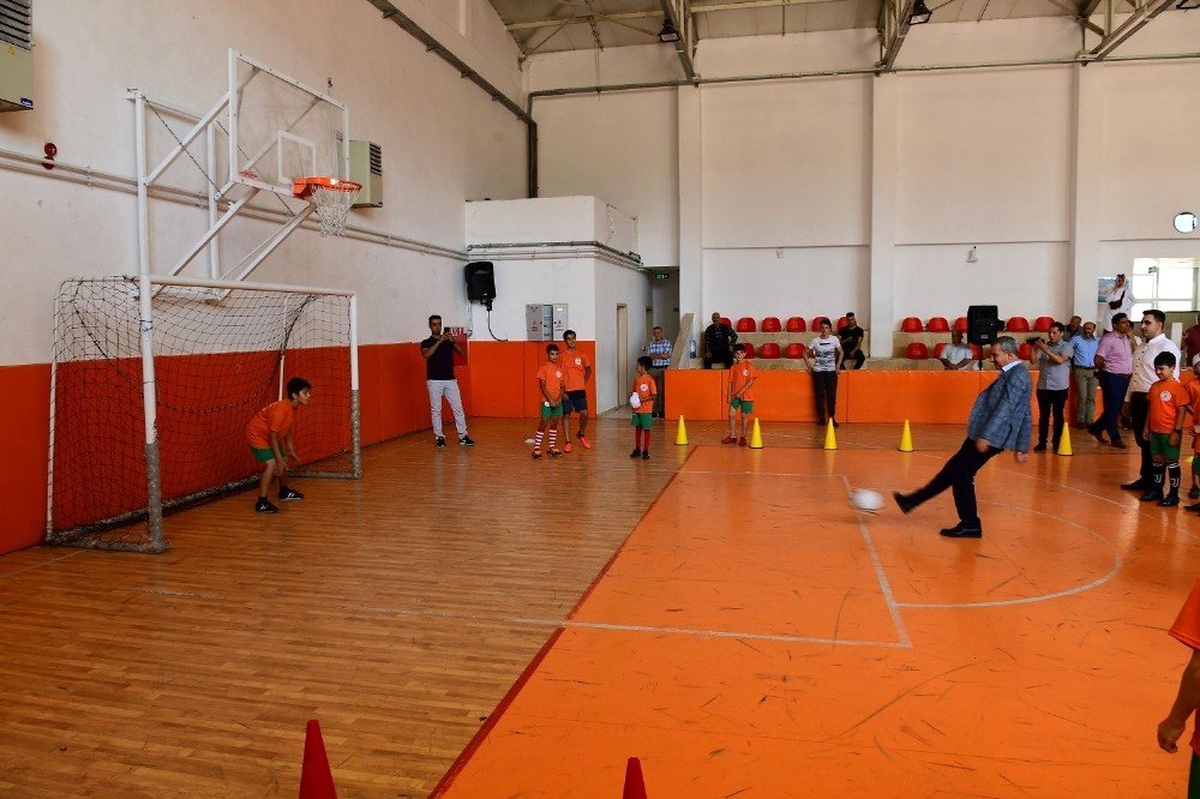 Yeşilyurt\'ta futbol kursları başladı