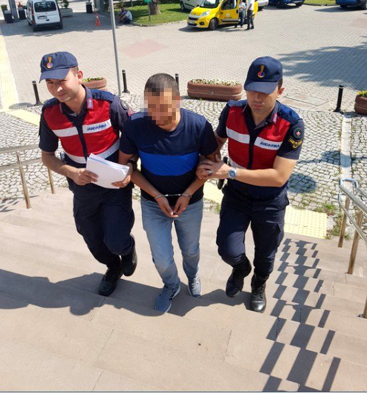 Yol uygulamasında yakalandılar