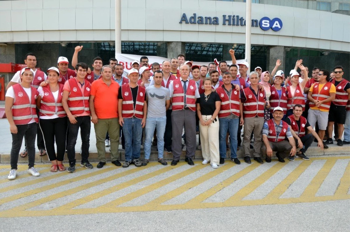 Adana\'da otel işçileri grevde