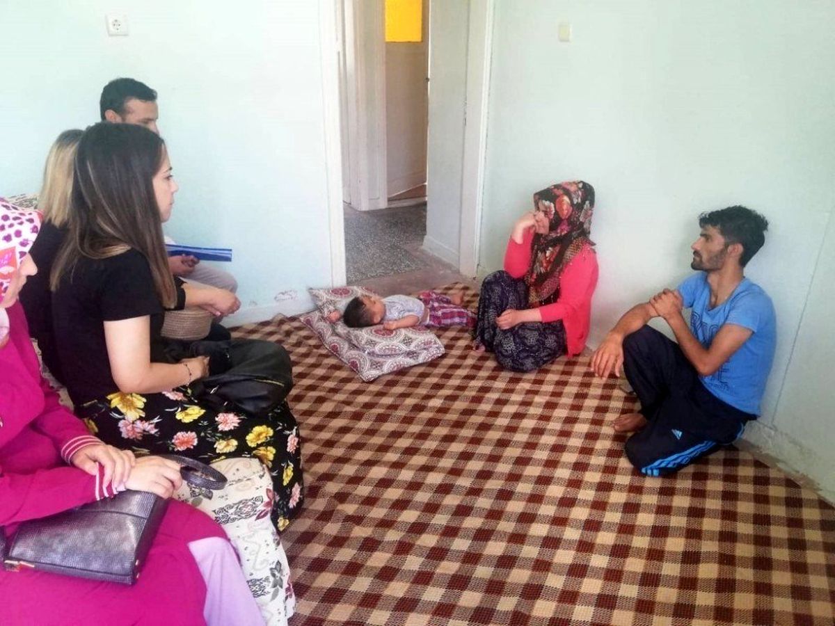 Adıyaman Belediyesi çocuklarını bırakmak zorunda kalan aileye destek