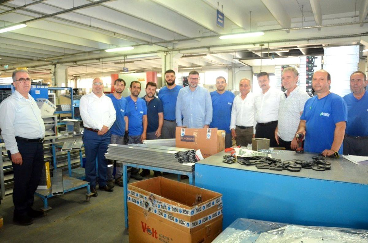 AK Parti\'li Dağ\'dan fabrika ziyaretleri