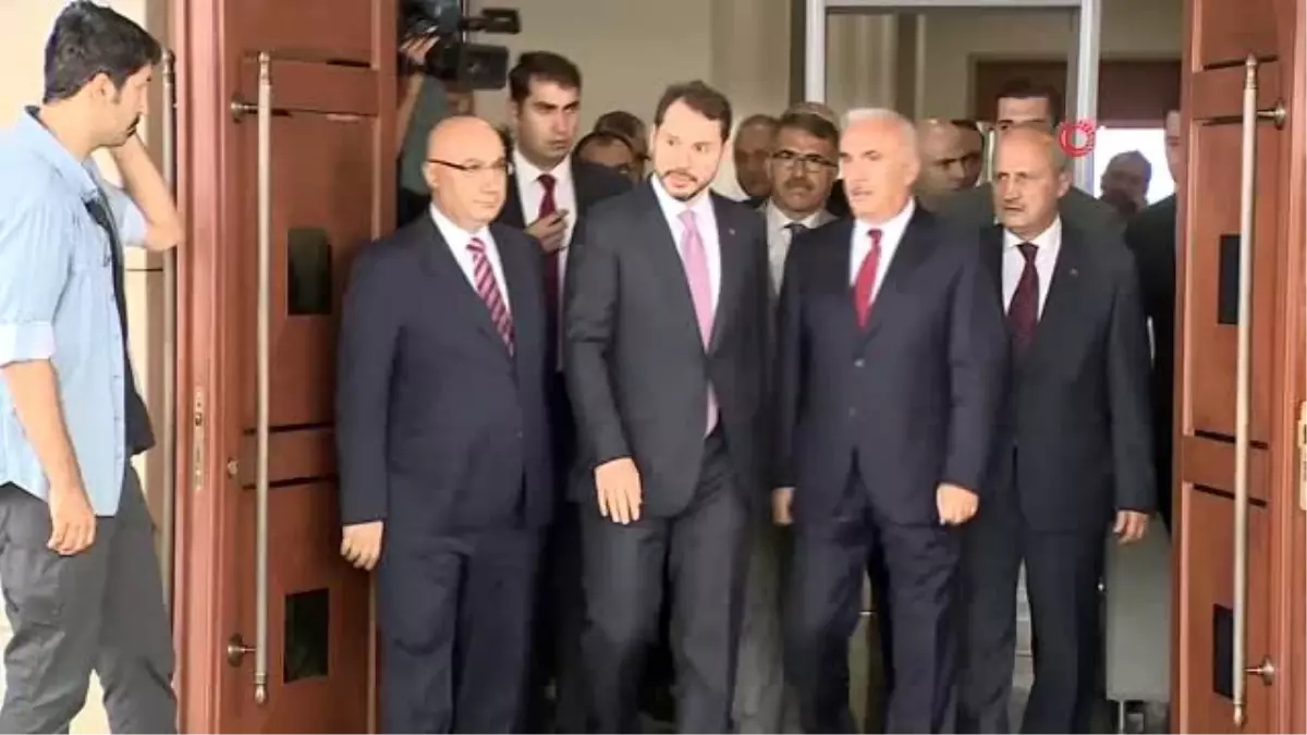 Bakan Berat Albayrak: " Hakan Atilla kardeşimizin şahsında ülkemizin ne kadar güzel, güçlü evlatlar...