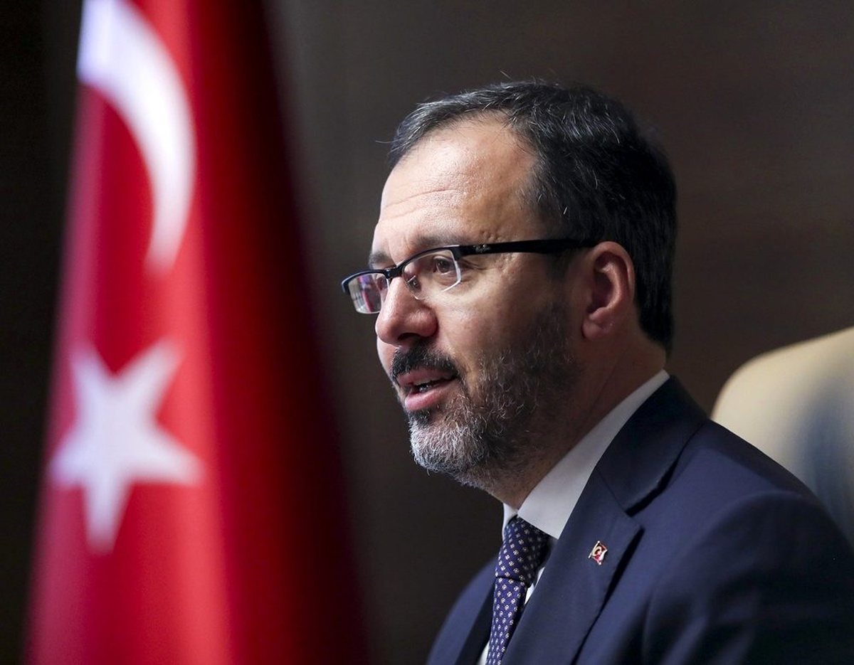 Bakan Kasapoğlu\'ndan EYOF\'ta madalya kazanan sporculara tebrik