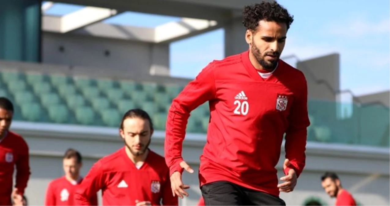 Beşiktaş, Douglas transferini bitirdi