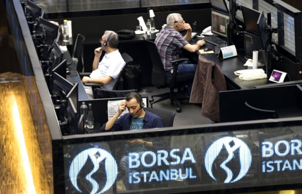 Borsa, günün ilk yarısında yatay seyretti
