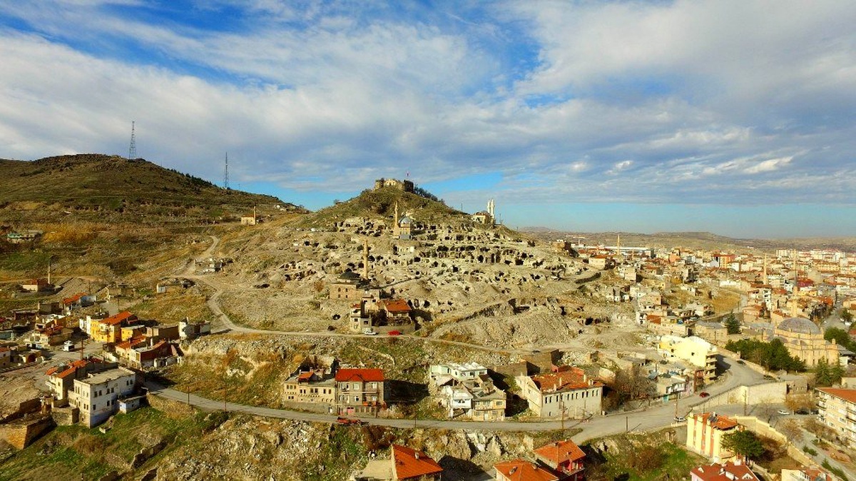Dünyaca ünlü turistik turlar yapan big bass otobüsleri Nevşehir\'de
