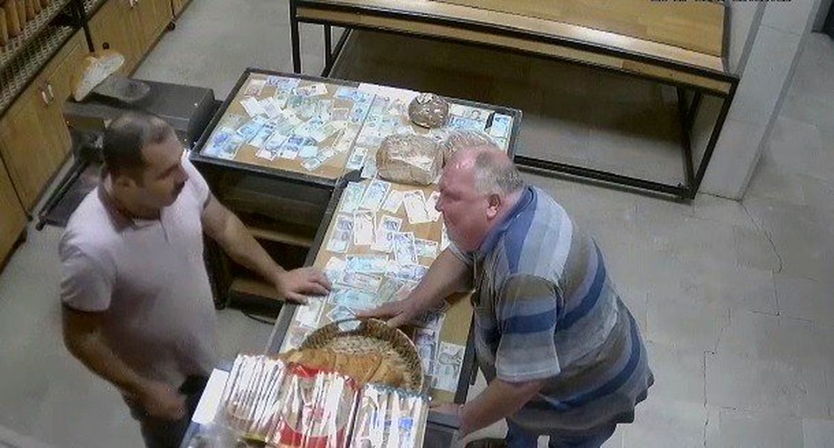 \'Eksik para üstü verdiniz\' diyerek esnafı dolandırdılar