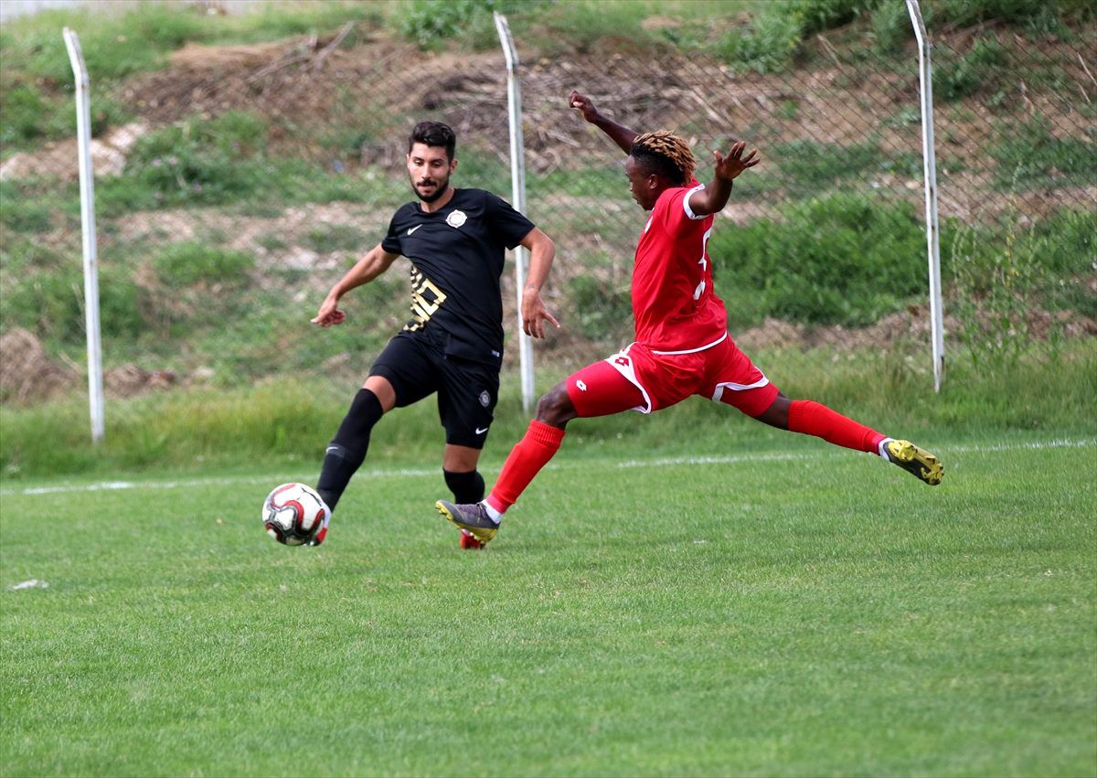 Futbol: Hazırlık maçı