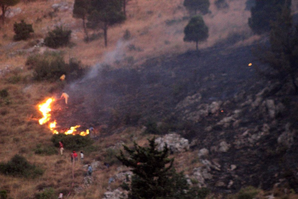 Hatay\'da korkutan yangını