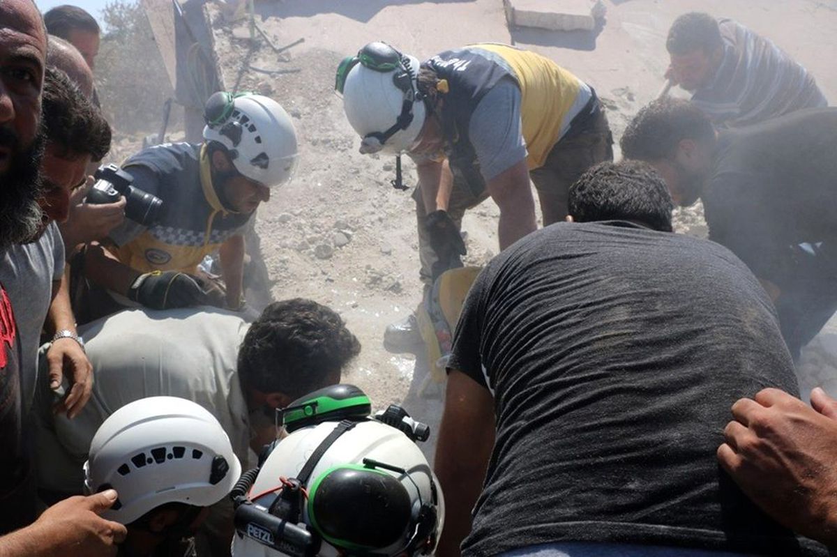 İdlib ve Halep\'e hava saldırısı: 9 ölü, 17 yaralı
