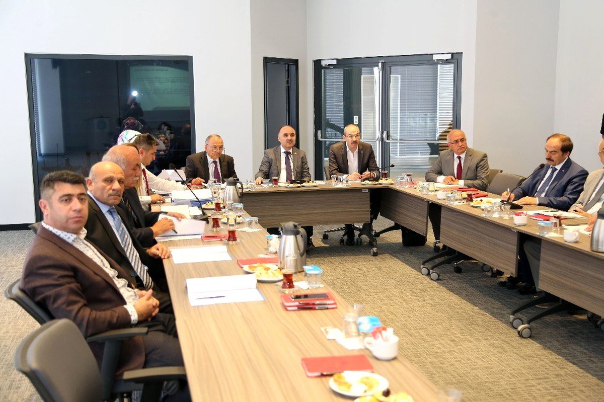 İl İstihdam ve Mesleki Eğitim Kurulu Toplantısı Vali Günaydın Başkanlığında Yapıldı