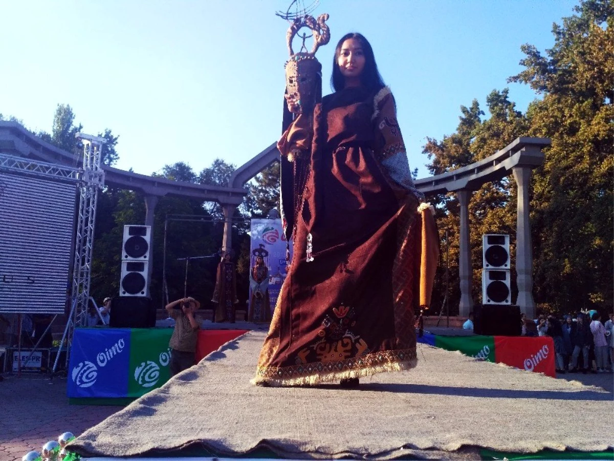 Kırgızistan\'da El Sanatları Festivali