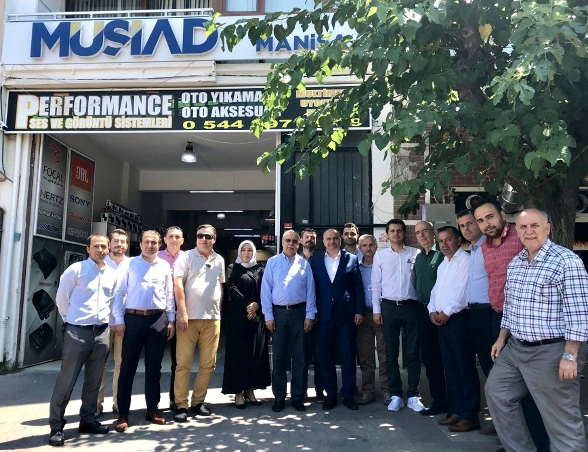 Manisa MÜSİAD AK Parti\'li Mersinli\'yi ağırladı