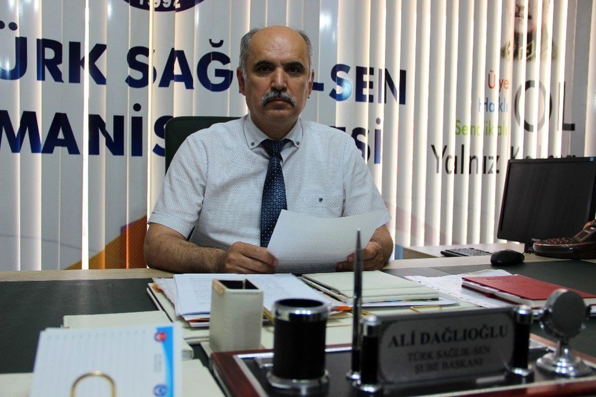Memurlar taleplerinin karşılık bulmasını bekliyor