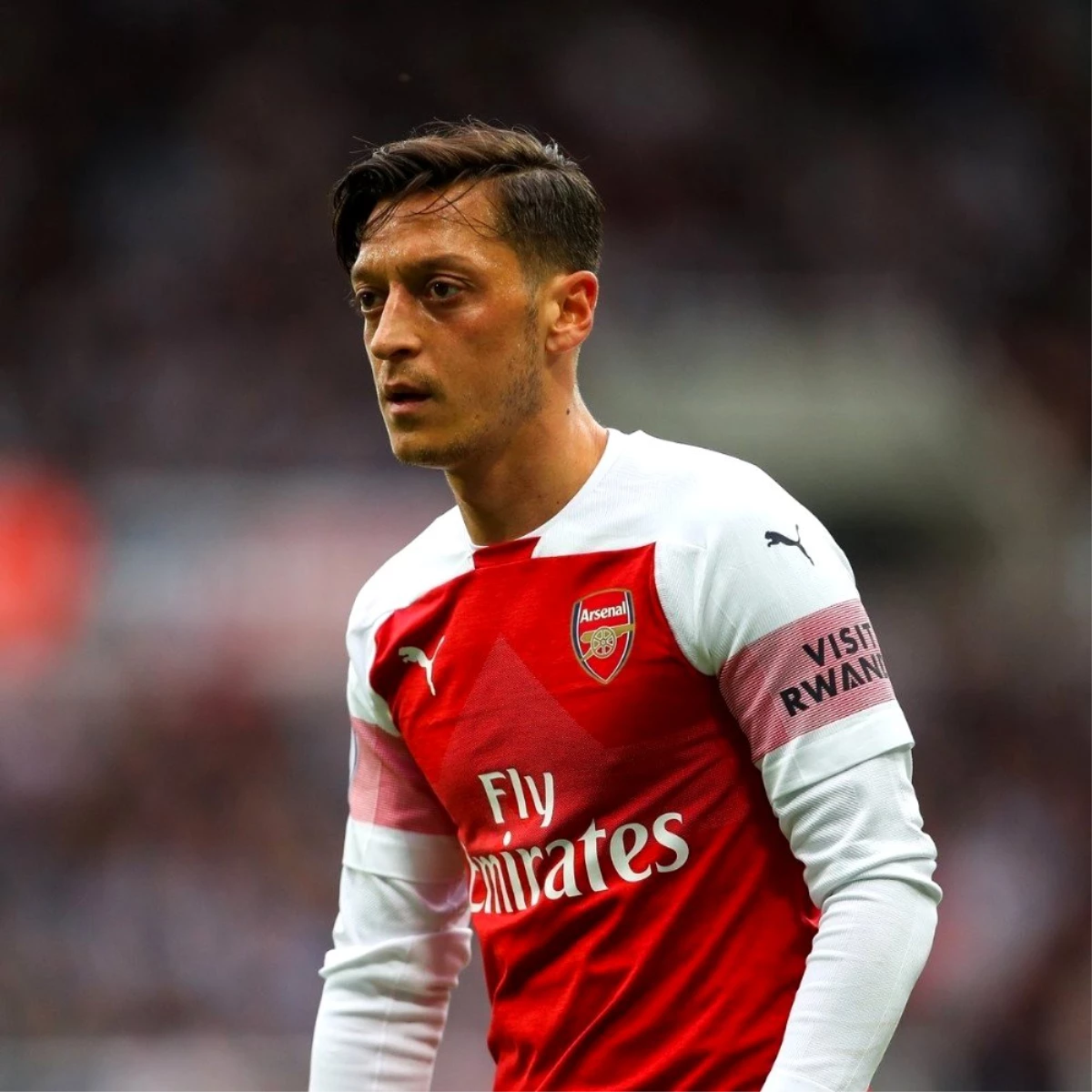 Mesut Özil\'e Londra\'da saldırı girişimi