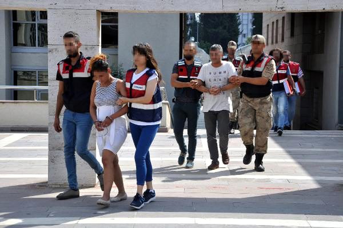 Osmaniye\'de okul önleri ve parklarda uyuşturucu satışına 7 gözaltı