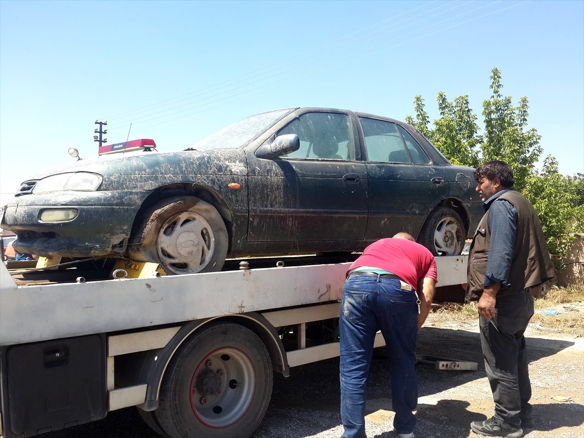 Sahiplerinin teslim almadığı araçlar yediemine devredildi