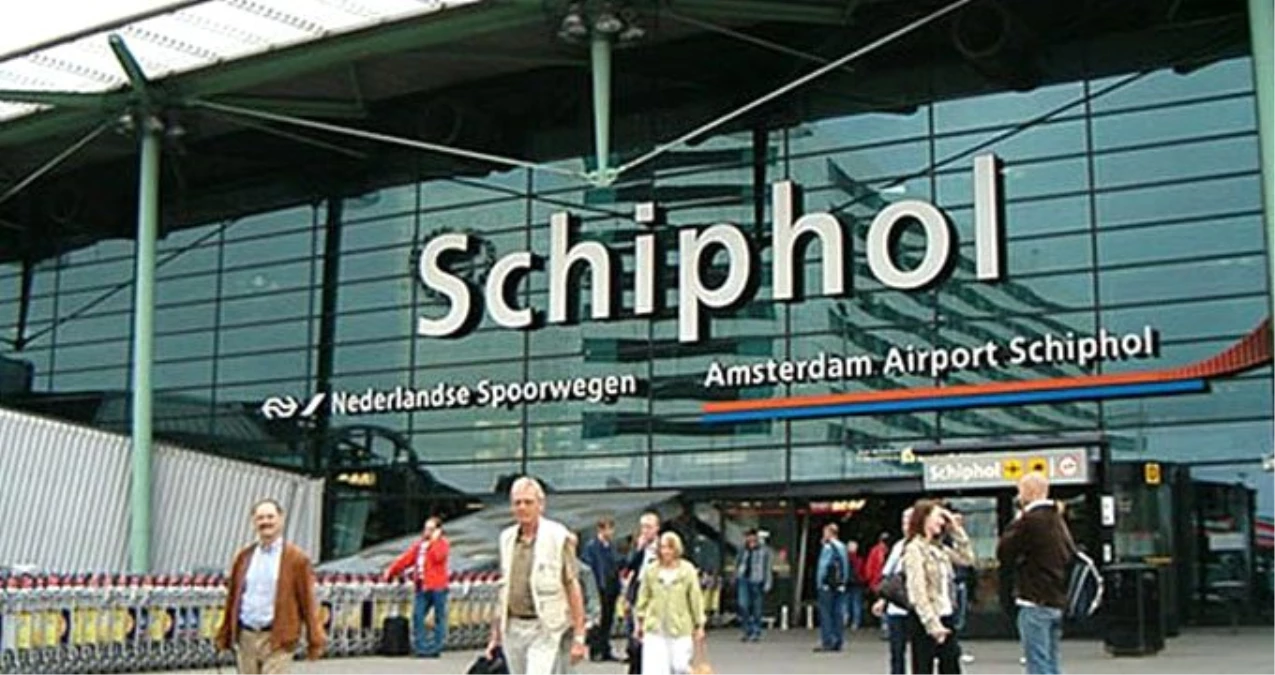 Schiphol Havalimanı\'nda yakıt sistemi çöktü