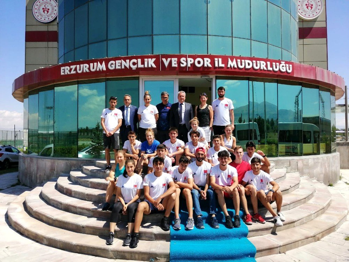 Sürat patenciler Erzurum\'da güç depoluyor