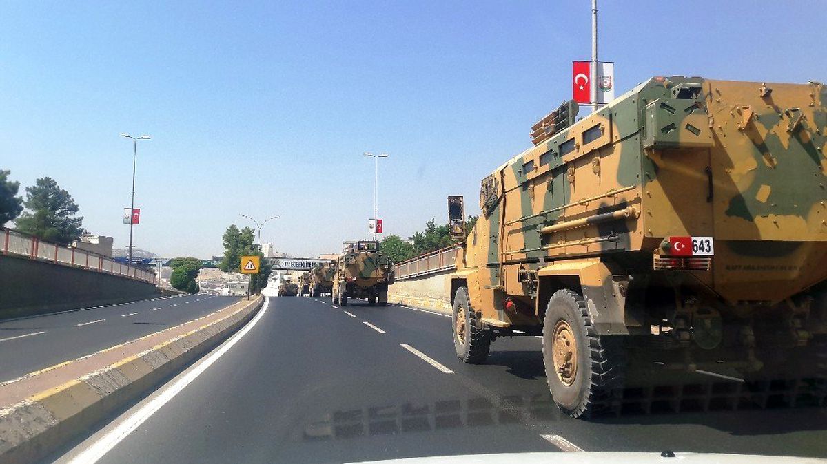Suriye sınırına komando sevkıyatı