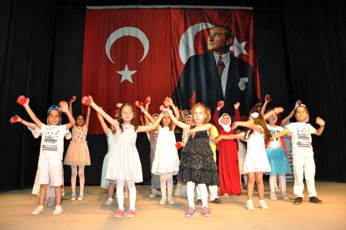 TÜGVA\'dan \'Yaz Okulu\' kapanış programı