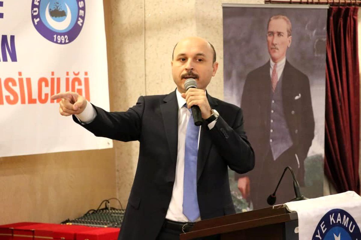 Türk Eğitim-Sen\'den sözleşmeli öğretmenlerin eylemine destek