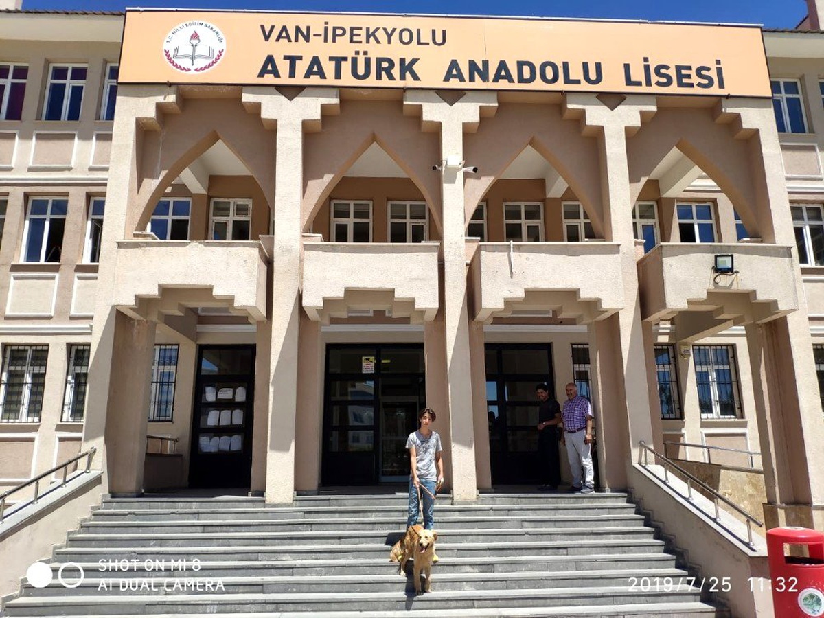 Van Atatürk Anadolu Lisesinden Örnek Davranış