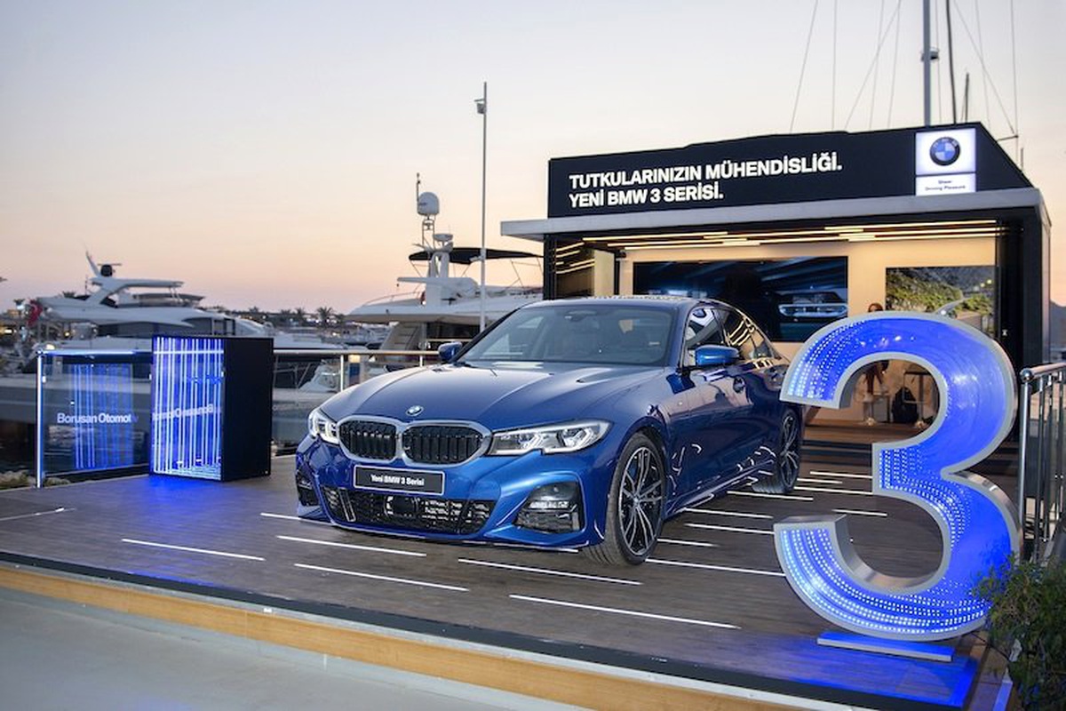 Yeni BMW 3 Serisi Bodrum Yalıkavak Marina\'da Sizleri Bekliyor