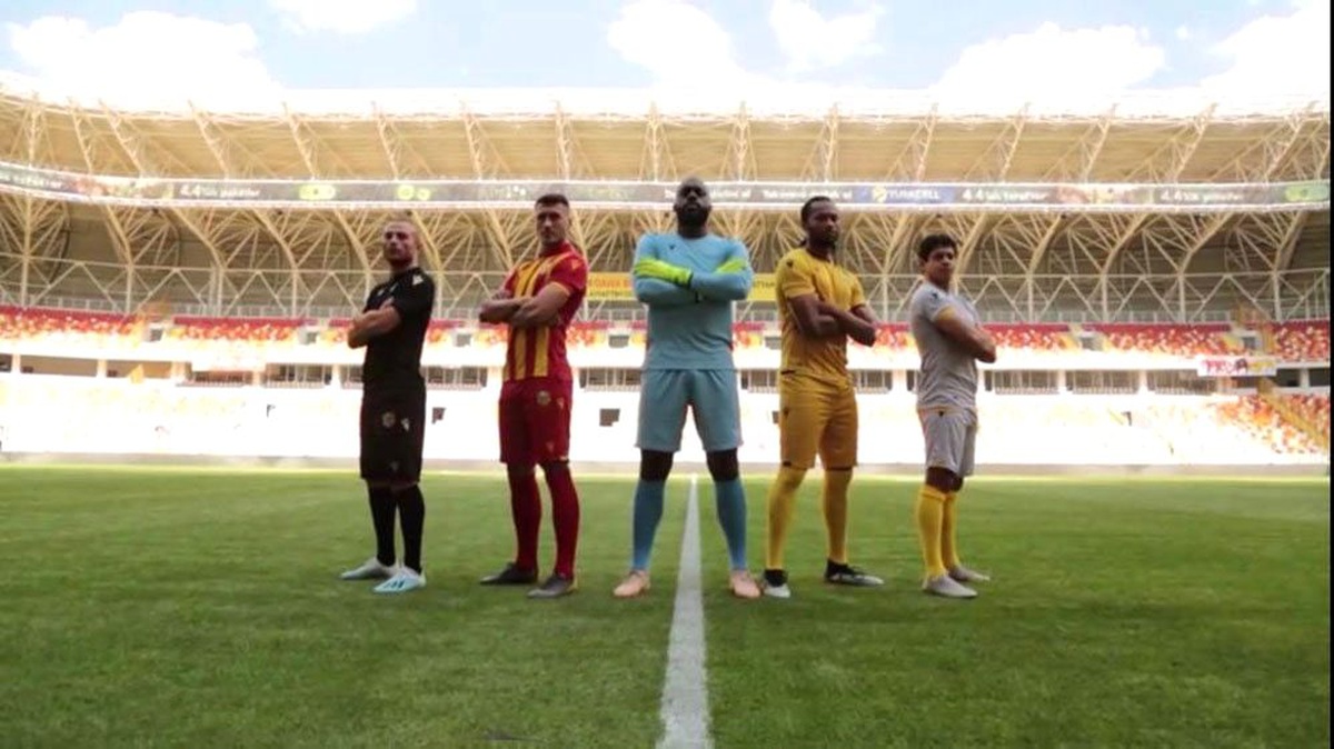 Yeni Malatyaspor\'da kayısılı forma tanıtımı