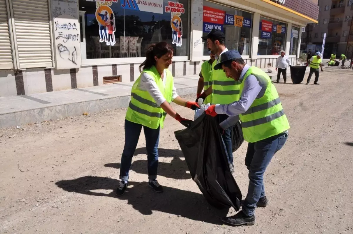 Yüksekova Belediyesinden temizlik kampanyası