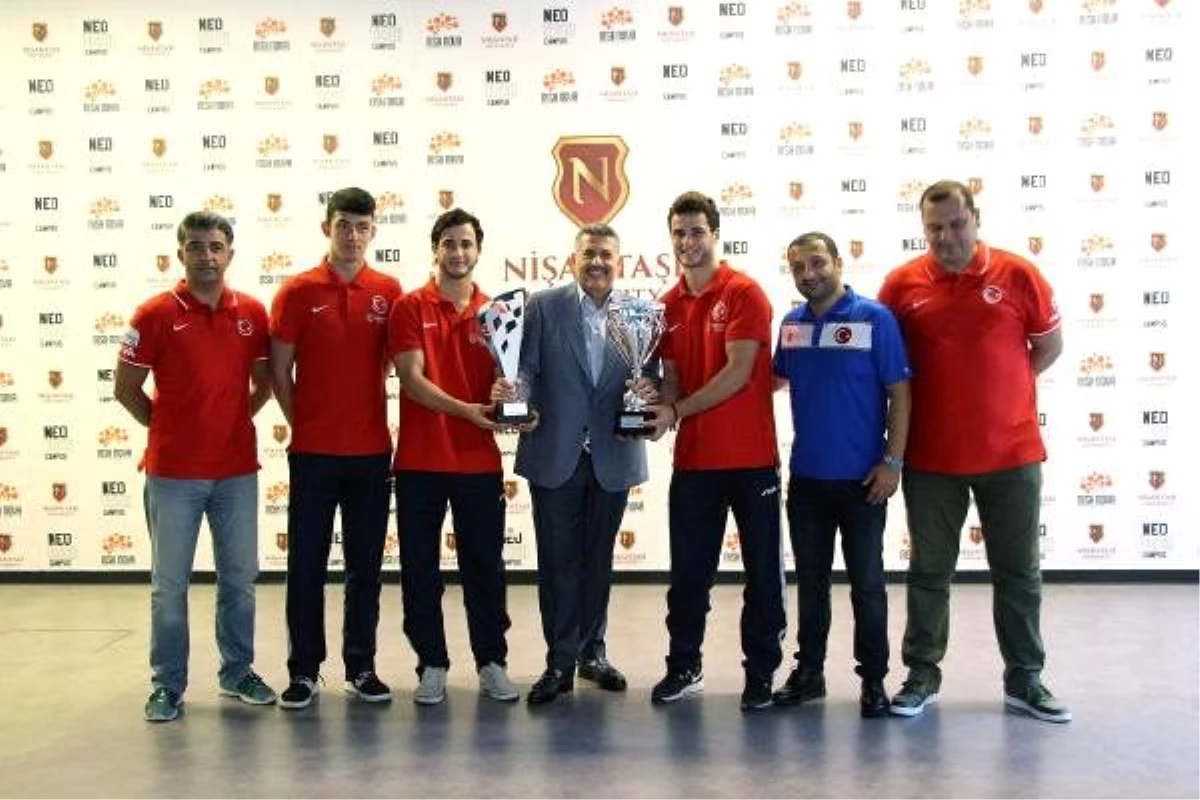 Avrupa Üniversiteler Masa Tenisi Şampiyonası\'nda Şampiyon Türkiye