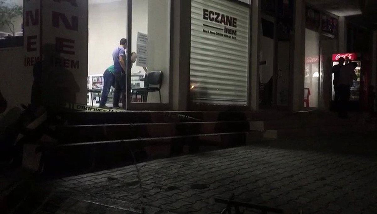 Çatışma ortasında kalan gencin kolu kırıldı