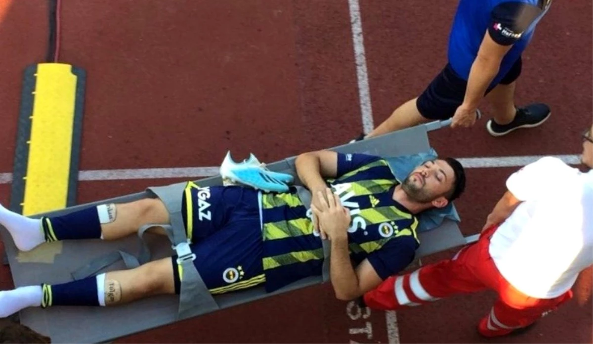Fenerbahçe\'de Tolgay 1 ay, Serdar Aziz 15 gün sahalardan uzak kalacak