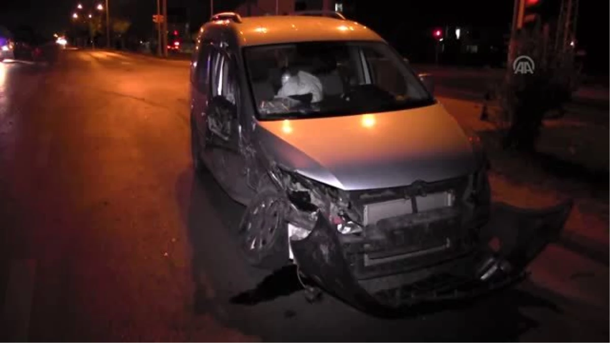 Konya\'da trafik kazası: 8 yaralı
