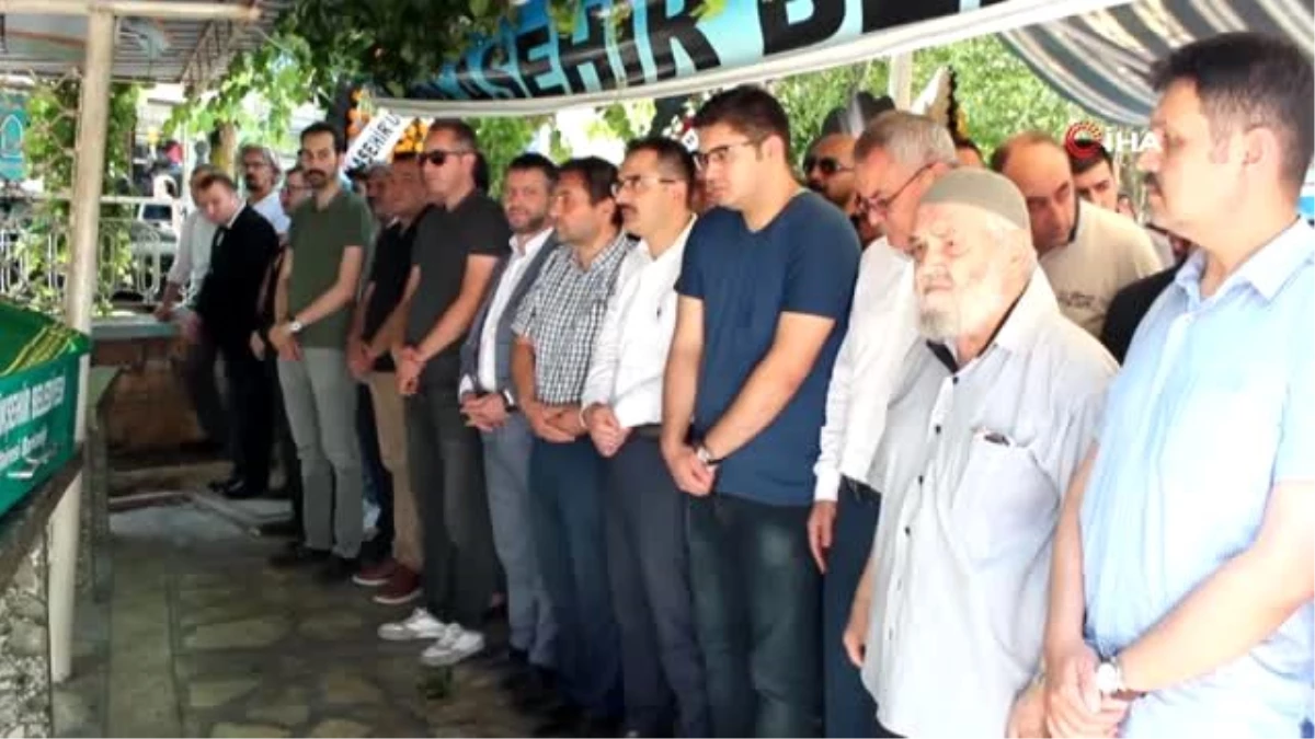 Manisa Göç İdaresi Müdürü Abdurrahman Şeref Doğramacı toprağa verildi